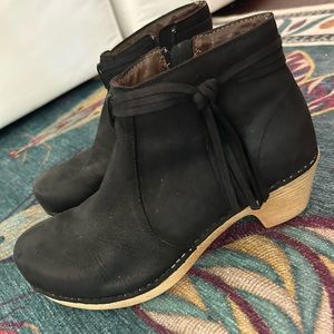 Cute black Dansko clog booties